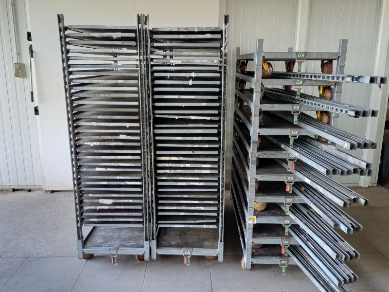 CC-Container mit 5 Bretter