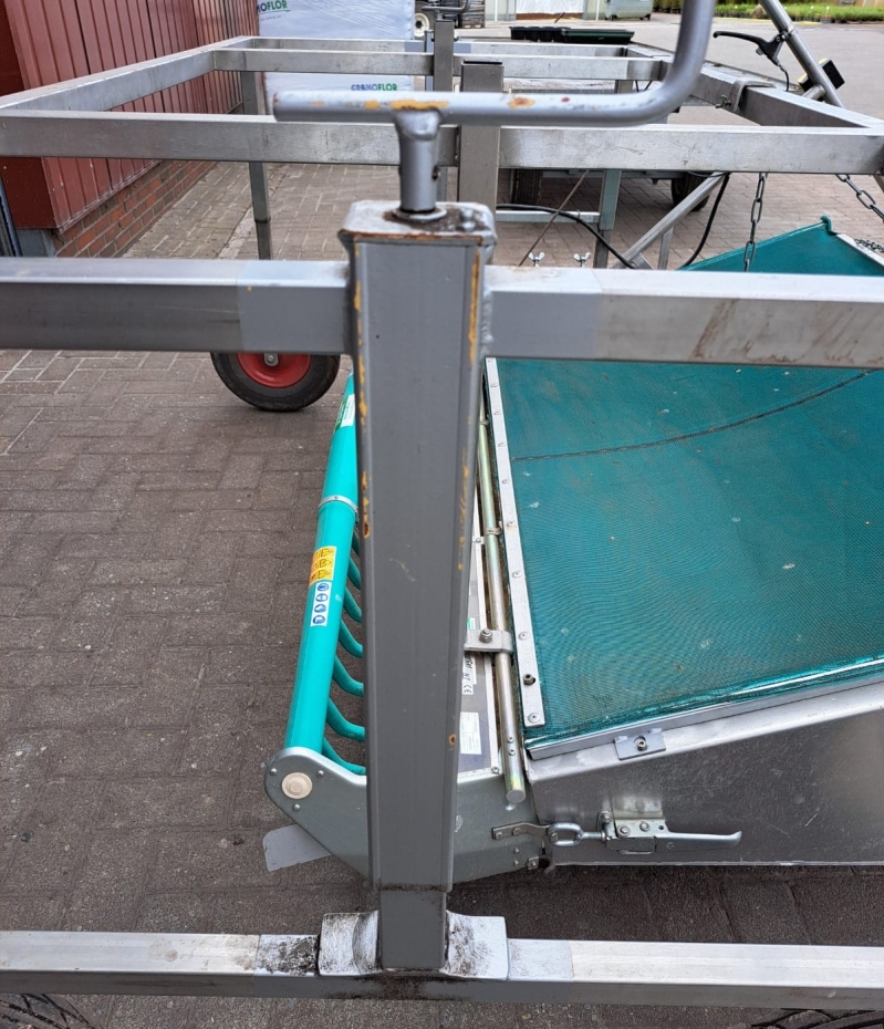 StutzmaschineSuperCut einschl. Fahrgestell und Fangkorb