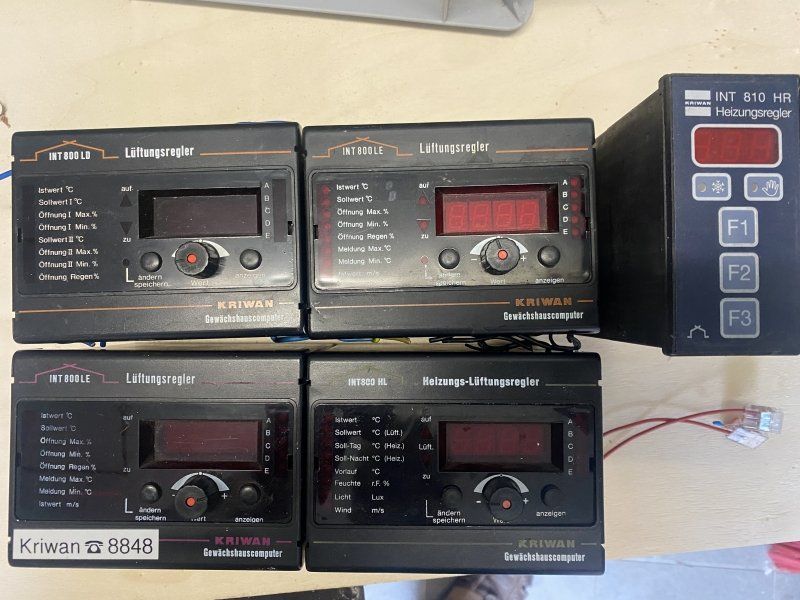 Kriwan Kompaktregler INT800+810