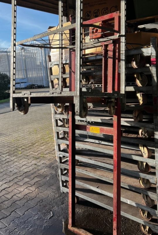 Eurocontainer Stapler 