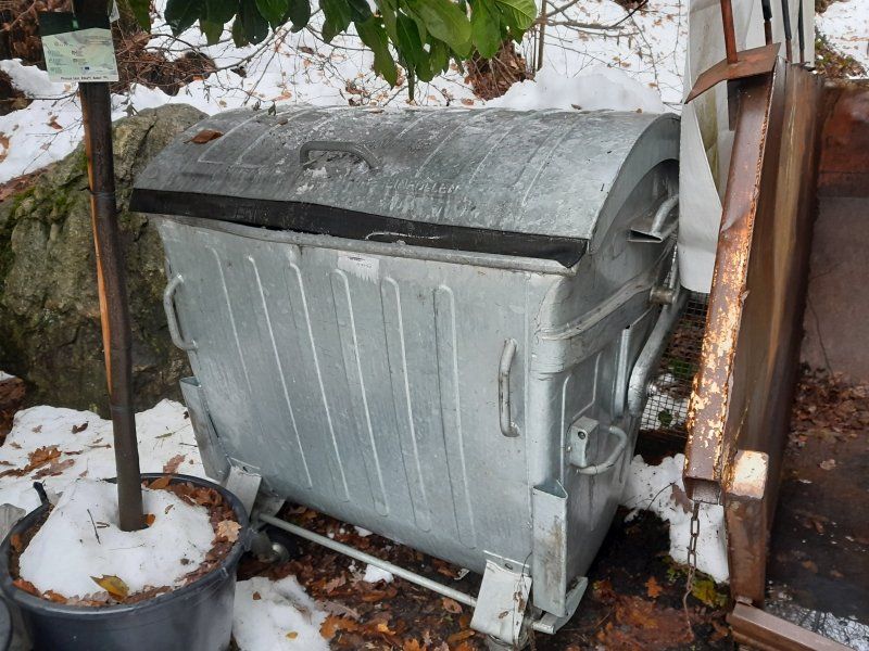 Mültonne 1.100 Liter metall, verzinkt